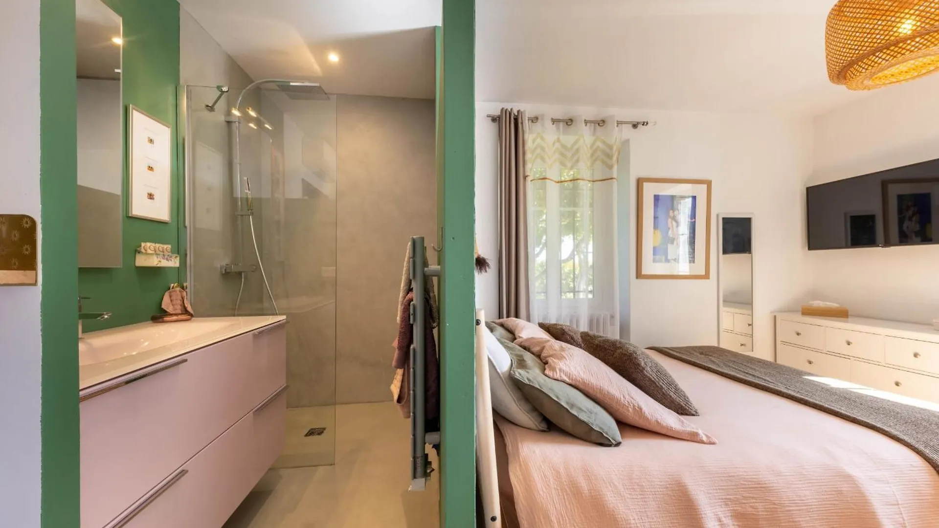 Holiday home Private Room With Garden Pool And Sea View Nice